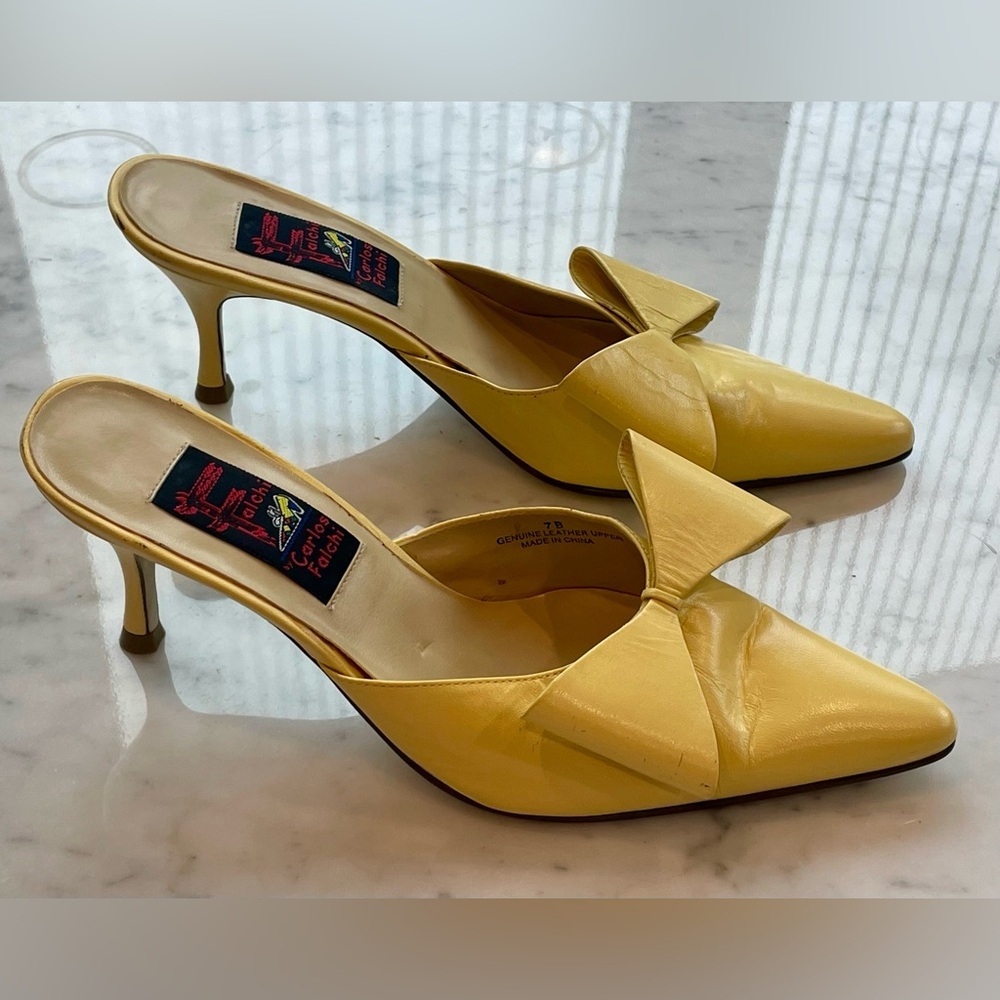 Carlos Falchi leather stiletto mules with bows in butter yellow, 7B, EUC - Picture 2 of 13